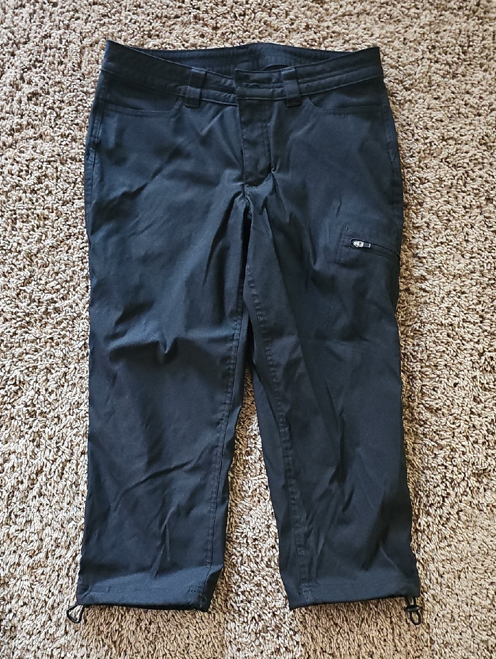 Eddie Bauer Rainier cargo Capri pants size 4